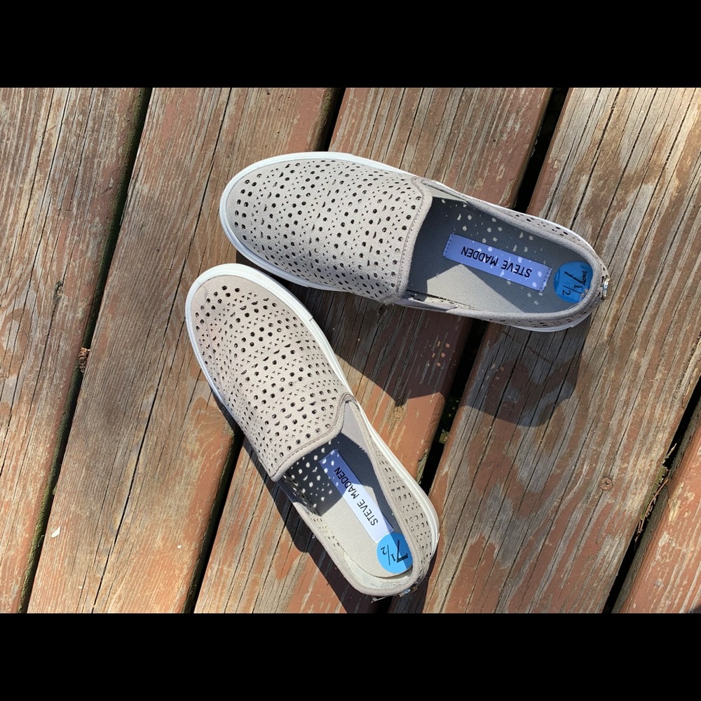 Steve Madden Slip Ons